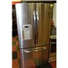 Image 1 : GE REFRIGERATOR WITH FREEZER ON BOTTOM &