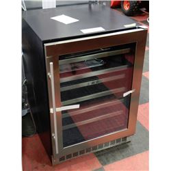 SILHOUETTE WINE CHILLER FRIDGE
