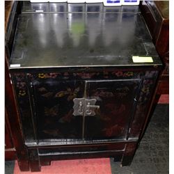 (DAMAGED) PAIR OF BLACK HANDPAINTED STYLE END