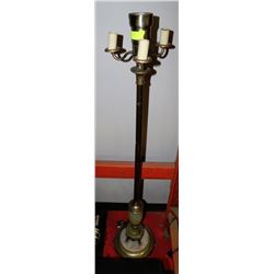 VINTAGE POLE LAMP