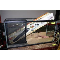 LARGE REPTILE TANK - COMES WITH LID, LIGHT & HEAT