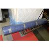 Image 1 : ROLL OF BLUE  LINO 6.5' WIDE (UNKNOWN LENGTH)