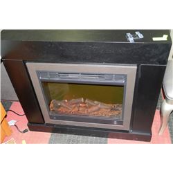 ELECTRIC FIREPLACE WITH REMOTE