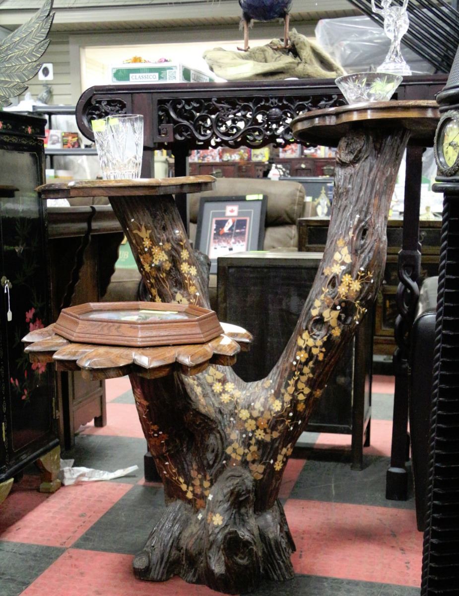 SOLID WOOD TREE TRUNK PLANT STAND