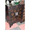 Image 1 : WOOD HANDPAINTED STYLE 2 DOOR CABINET