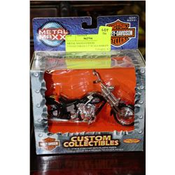 METAL MAXX CUSTOM COLLECTIBLES 1:17 SCALE HARLEY