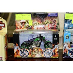 WEST COAST CHOPPERS 1:18 SCALE BLING BLING CFL