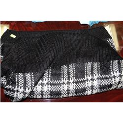 NEW BLACK AND WHITE SWEATER ON CHOICE