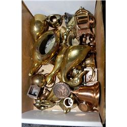 ESTATE BOX OF BRASS ORNAMENTS