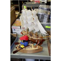 WOOD SHIP ORNAMENT WITH WIND UP BOAT TOY