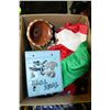 Image 1 : BOX OF MISC. ORNAMENTS