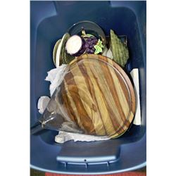 TOTE WITH HOUSELHOLD DECOR INCL. CELTIC CROSSES