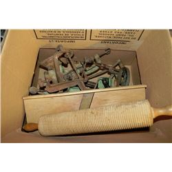 ESTATE BOX OF VINTAGE KITCHEN GRINDERS, ROLLING