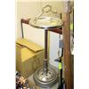 Image 1 : VINTAGE ASHTRAY STAND