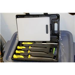 STANLEY MEAT CUTTING KNIFE SET IN CASE