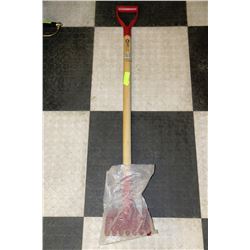 NEW ROOFERS SHOVEL