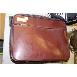 LEATHER BRIEFCASE WITH PULLOUT HANDLES & WHEELS