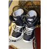 Image 1 : PAIR OF "THIRTY TWO" SNOWBOARD BOOTS - SIZE 7.5
