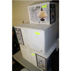 LOT OF 3 NEW KENTUCKY BRONZE FINSH LIGHTS INCL.