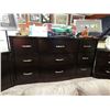 Image 2 : NEW MAHOGANY BOW FRONT DRESSOR - 9 DRAWER