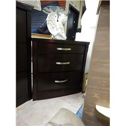 NITE TABLE - 3 DRAWER - NEW