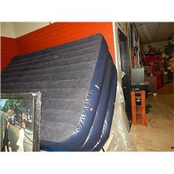 DOUBLE AIR MATTRESS - BEEN HOLDING AIR FOR ABOUT A WEEK