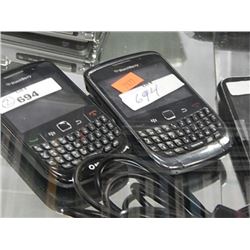 BLACKBERRY CELL PHONE - 2 TTL - PS