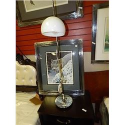 NEW CONTEMPORARY TABLE LAMP - WITH GLASS SHADES