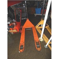 PALLET JACK - BT - WORKING GOOD