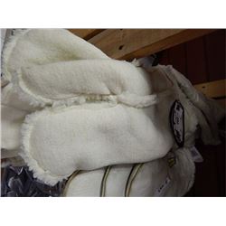 ENDURA LEATHER AND WOOL GLOVES - NEW