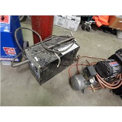 MASTERCRAFT WIRE FEED WELDER - FROM ESTATE
