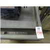 Image 2 : Rubbermaid Cart