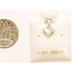 14KT GOLD GENUINE MOONSTONE PENDANT