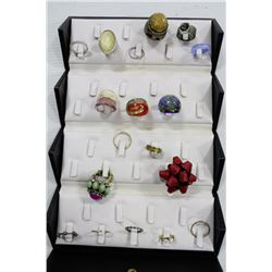 ROLLING RING BOX  WITH FASHION RINGS