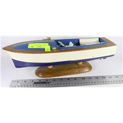 HANDMADE WOODEN BOAT