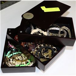 SLIDING JEWELLERY BOX WITH CONTENTS