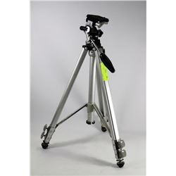 TITAN TRIPOD