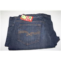 NEW WOMENS JEANS SIZE 18