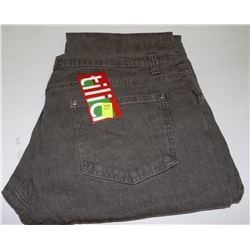 NEW WOMENS JEANS SIZE 12