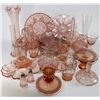 Image 2 : BOX WITH 31 PCS PINK DEPRESSION DECORATIVE GLASS