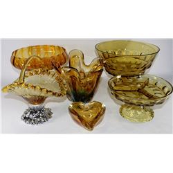 BOX WITH 7 PCS OF AMBER DEPRESSION DECORATIVE