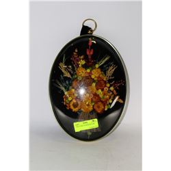 VINTAGE DRY FLOWER PICTURE