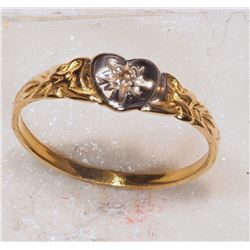 10KT GOLD DIAMOND BABY RING