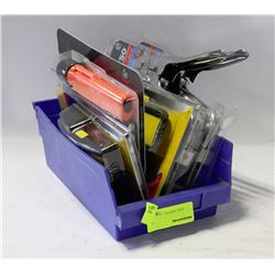 STAPLER/ FLASHLIGHT & STUD FINDER PACK