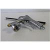 Image 1 : 3M HIGH PRESSURE SPRAY GUN