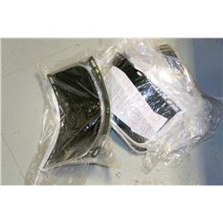 BOX OF RUBBER CUSHION CLAMPS