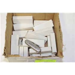 BOX OF POCKETKNIVES