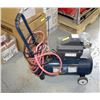 Image 1 : 8 GALLON MASTERCRAFT AIR COMPRESSOR WITH 25' HOSE