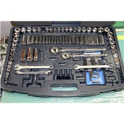 MASTERCRAFT SOCKET SET (SOME PIECES MISSING)