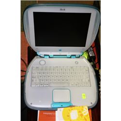 APPLE CLAMSHELL LAPTOP WITH PROGRAMS